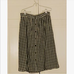 Gingham skirt - with pockets!